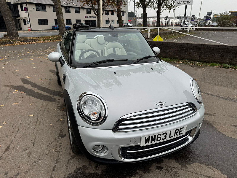 MINI Convertible 1.6L Cooper D Convertible 2dr Diesel Manual Euro 5 (112 bhp) 2dr Manual 2025