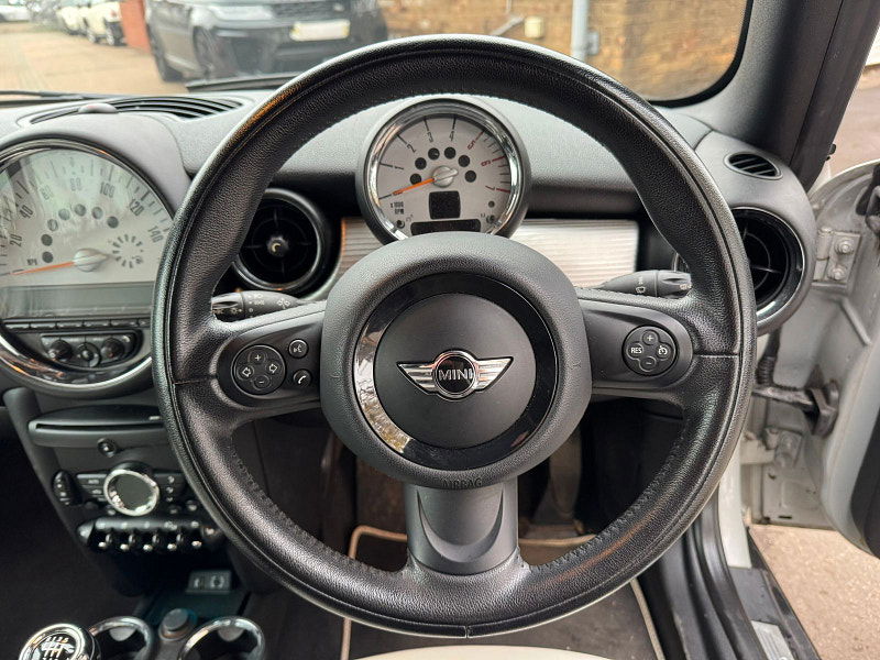 MINI Convertible 1.6L Cooper D Convertible 2dr Diesel Manual Euro 5 (112 bhp) 2dr Manual 2025