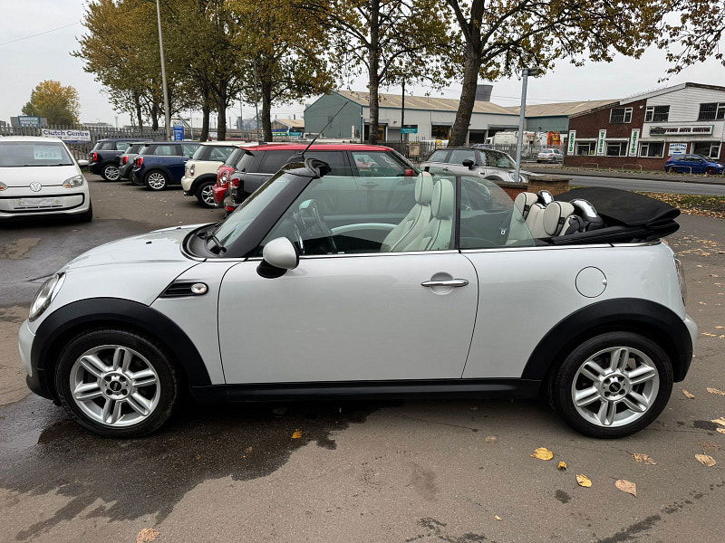 MINI Convertible 1.6L Cooper D Convertible 2dr Diesel Manual Euro 5 (112 bhp) 2dr Manual 2025