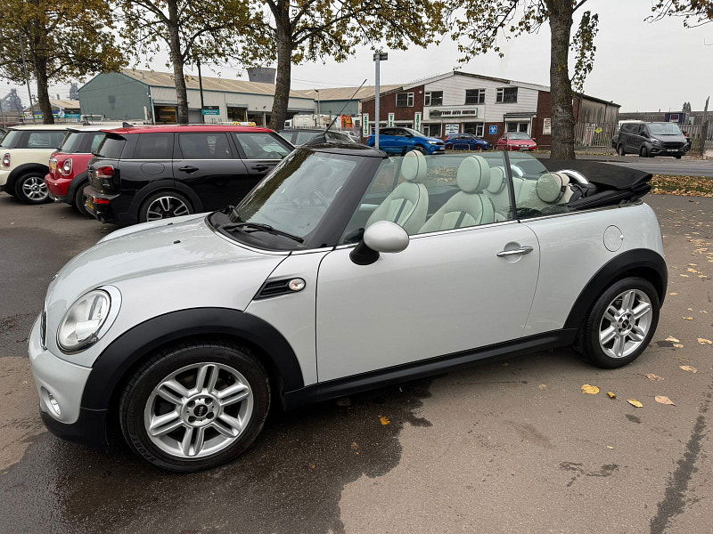 MINI Convertible 1.6L Cooper D Convertible 2dr Diesel Manual Euro 5 (112 bhp) 2dr Manual 2025