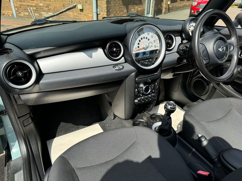MINI Convertible 1.6L ONE Convertible 2dr Petrol Manual Euro 5 (98 bhp) 2dr Manual 2025