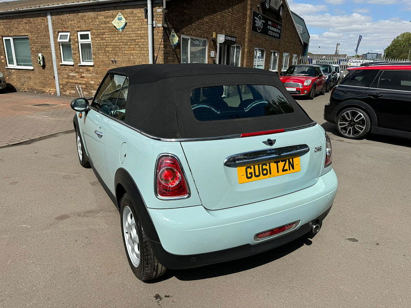 MINI Convertible 1.6L ONE Convertible 2dr Petrol Manual Euro 5 (98 bhp) 2dr Manual 2025