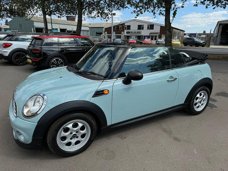 MINI Convertible 1.6L ONE Convertible 2dr Petrol Manual Euro 5 (98 bhp) 2dr Manual 2025