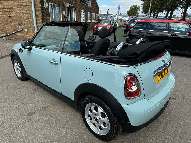 MINI Convertible 1.6L ONE Convertible 2dr Petrol Manual Euro 5 (98 bhp) 2dr Manual 2025