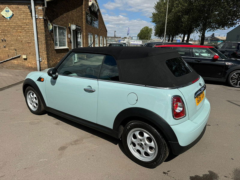 MINI Convertible 1.6L ONE Convertible 2dr Petrol Manual Euro 5 (98 bhp) 2dr Manual 2025