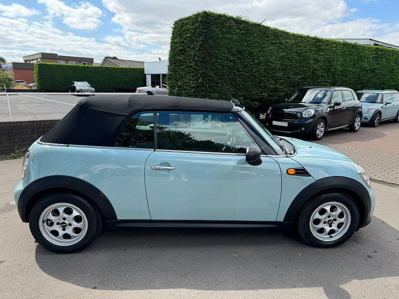 MINI Convertible 1.6L ONE Convertible 2dr Petrol Manual Euro 5 (98 bhp) 2dr Manual 2025