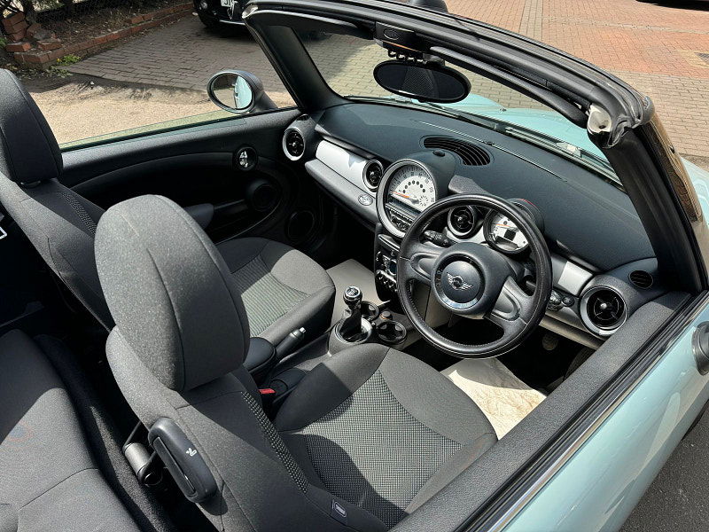 MINI Convertible 1.6L ONE Convertible 2dr Petrol Manual Euro 5 (98 bhp) 2dr Manual 2025