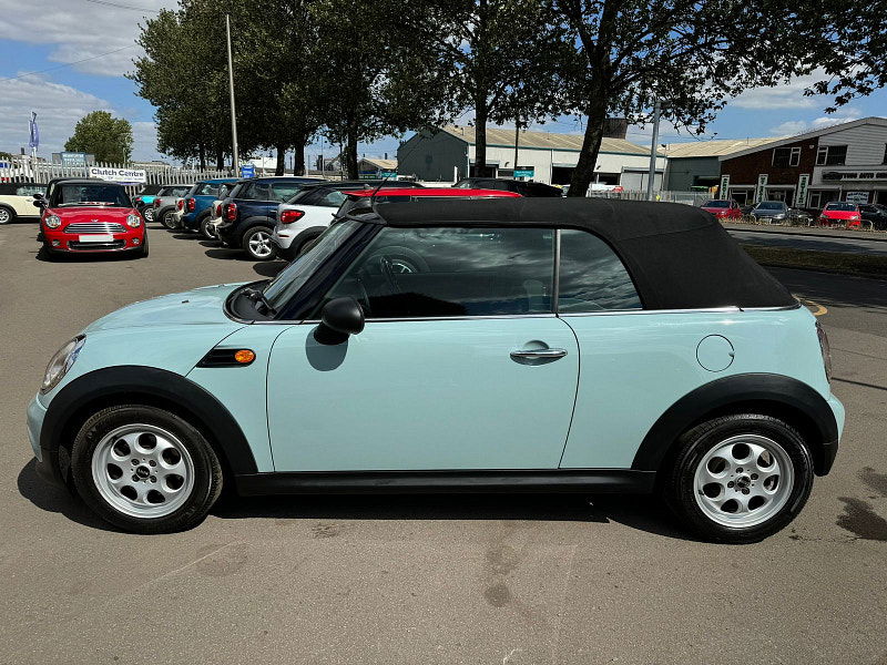 MINI Convertible 1.6L ONE Convertible 2dr Petrol Manual Euro 5 (98 bhp) 2dr Manual 2025