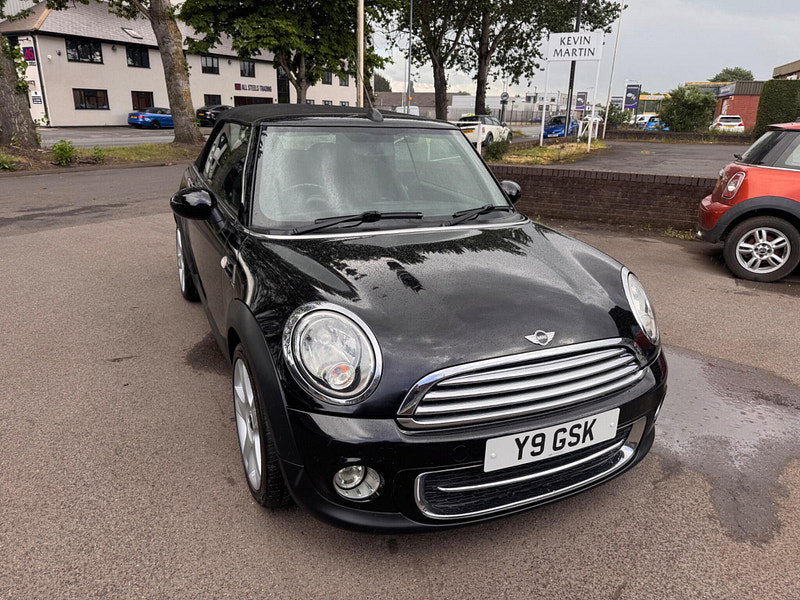 MINI Convertible 2.0 Cooper D Auto Euro 5 2dr 2dr Automatic 2026