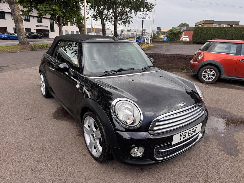 MINI Convertible 2.0 Cooper D Auto Euro 5 2dr 2dr Automatic 2026