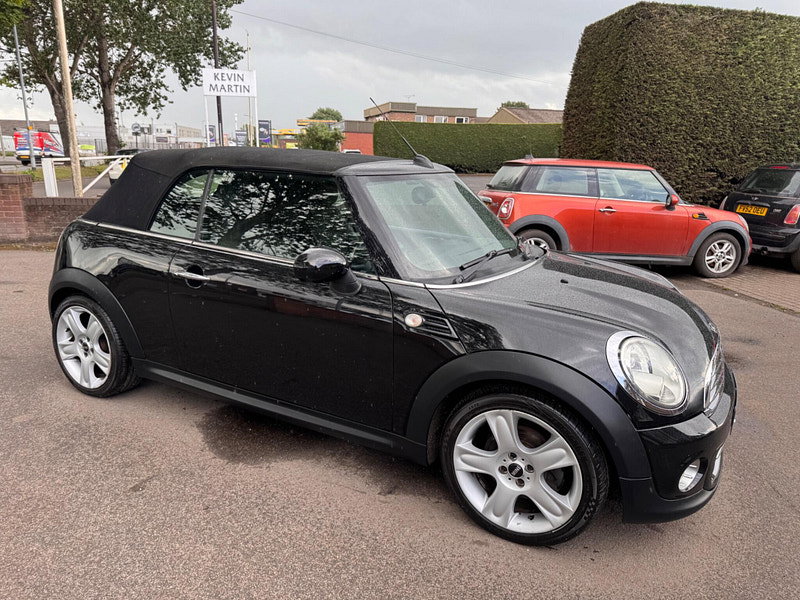 MINI Convertible 2.0 Cooper D Auto Euro 5 2dr 2dr Automatic 2026