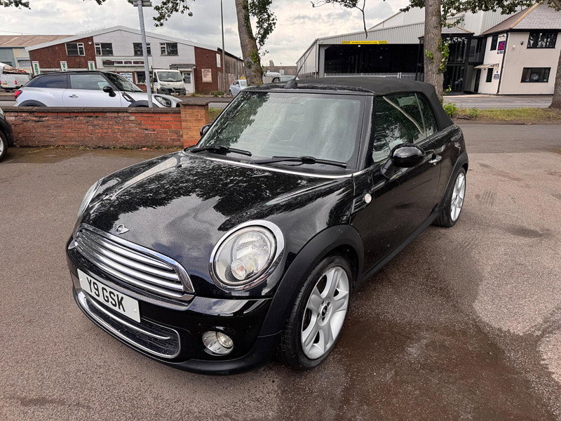 MINI Convertible 2.0 Cooper D Auto Euro 5 2dr 2dr Automatic 2026