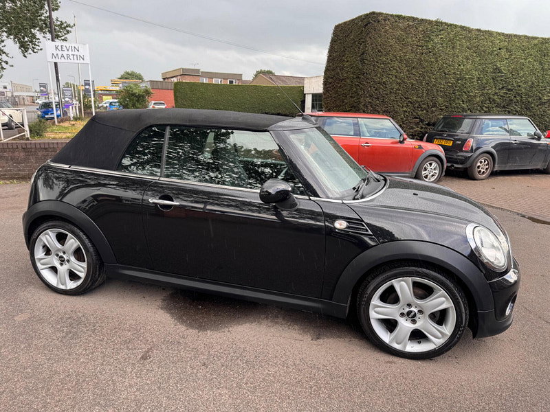 MINI Convertible 2.0 Cooper D Auto Euro 5 2dr 2dr Automatic 2026