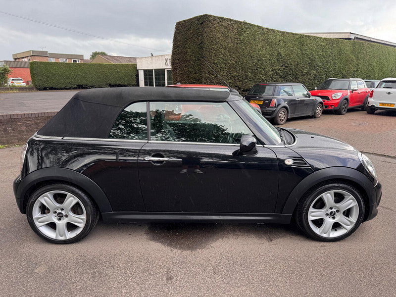 MINI Convertible 2.0 Cooper D Auto Euro 5 2dr 2dr Automatic 2026