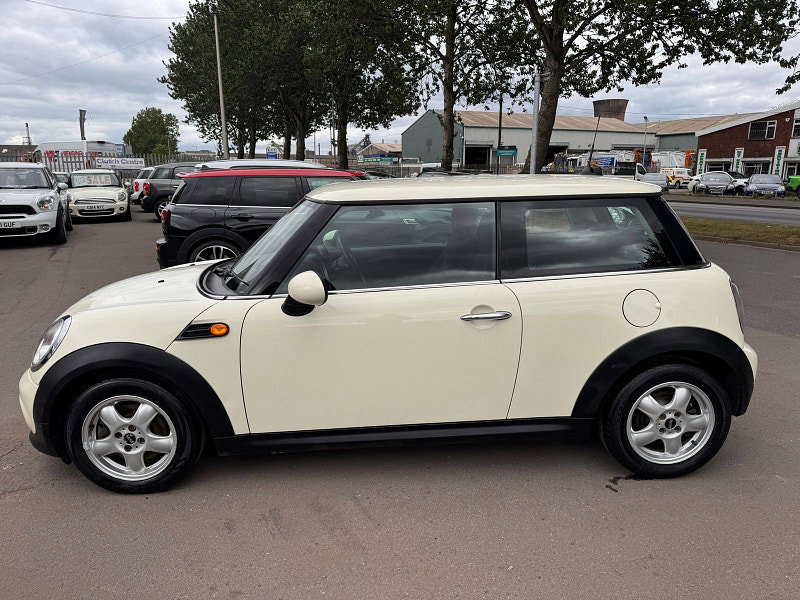 MINI Cooper 1.6 Cooper Hatchback 3dr Petrol Steptronic Euro 4 (120 ps) 3dr Automatic 2026