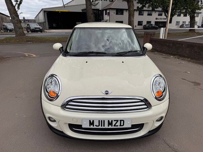 MINI Cooper 1.6 Cooper Hatchback 3dr Petrol Steptronic Euro 4 (120 ps) 3dr Automatic 2026