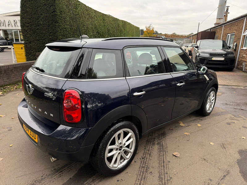 MINI Countryman 1.6L Cooper Business D SUV 5dr Diesel Manual Euro 5 (110 bhp) 5dr Manual 2025