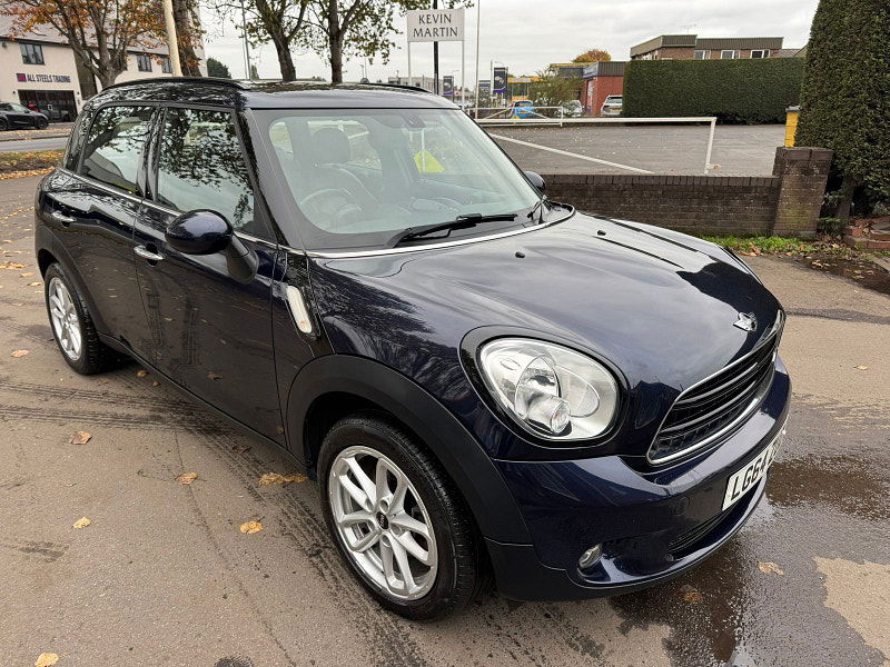 MINI Countryman 1.6L Cooper Business D SUV 5dr Diesel Manual Euro 5 (110 bhp) 5dr Manual 2025