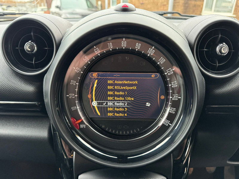 MINI Countryman 1.6L Cooper Business D SUV 5dr Diesel Manual Euro 5 (110 bhp) 5dr Manual 2025