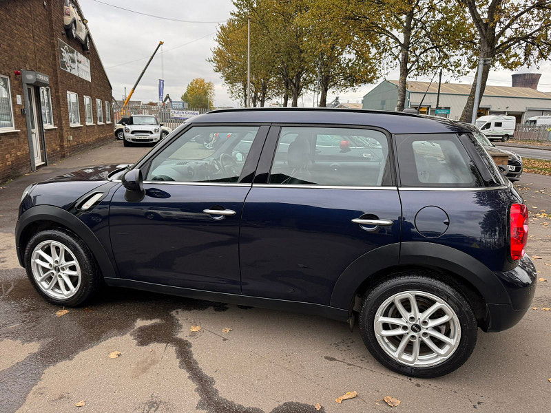 MINI Countryman 1.6L Cooper Business D SUV 5dr Diesel Manual Euro 5 (110 bhp) 5dr Manual 2025