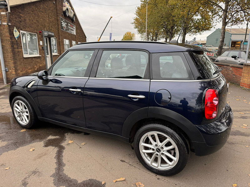 MINI Countryman 1.6L Cooper Business D SUV 5dr Diesel Manual Euro 5 (110 bhp) 5dr Manual 2025