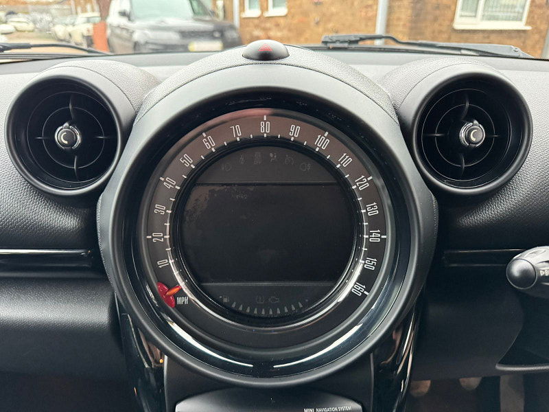 MINI Countryman 1.6L Cooper Business D SUV 5dr Diesel Manual Euro 5 (110 bhp) 5dr Manual 2025