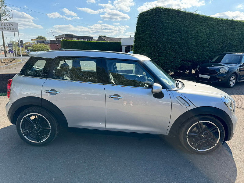 MINI Countryman 1.6L COOPER D 5dr Diesel Manual Euro 5 (112 bhp) 5dr Manual 2026