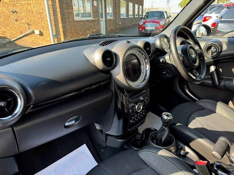 MINI Countryman 1.6L COOPER D 5dr Diesel Manual Euro 5 (112 bhp) 5dr Manual 2026