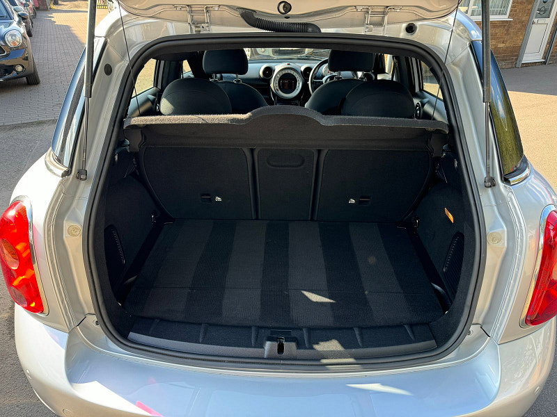 MINI Countryman 1.6L COOPER D 5dr Diesel Manual Euro 5 (112 bhp) 5dr Manual 2026