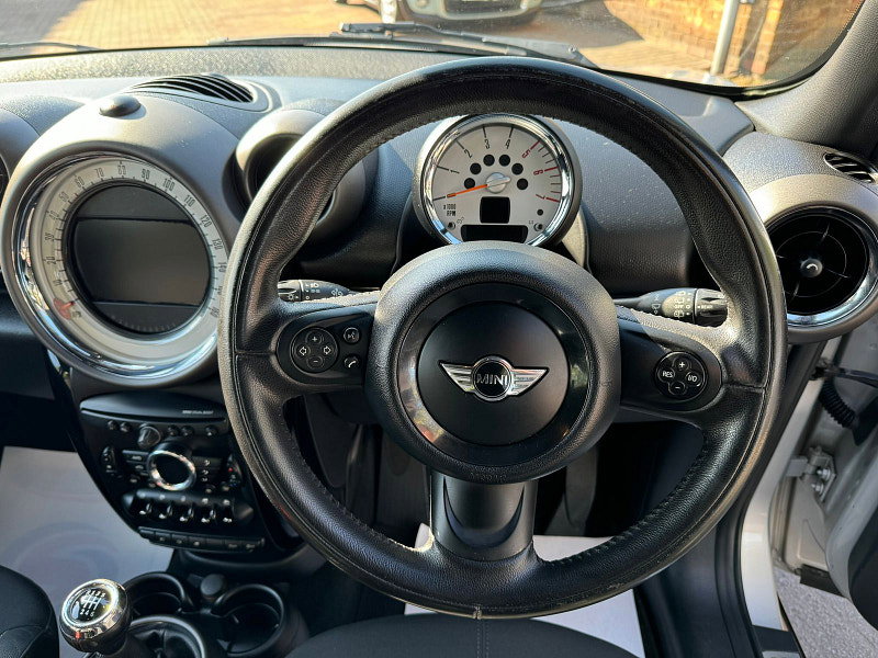 MINI Countryman 1.6L COOPER D 5dr Diesel Manual Euro 5 (112 bhp) 5dr Manual 2026