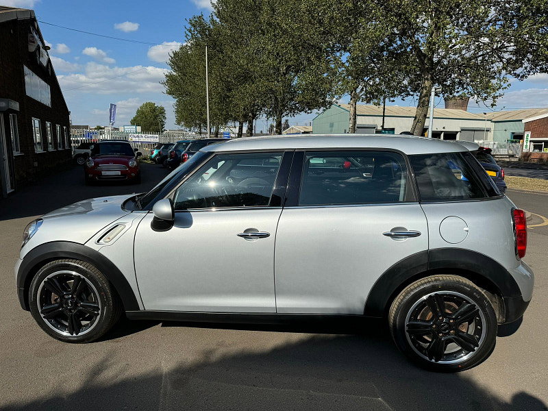 MINI Countryman 1.6L COOPER D 5dr Diesel Manual Euro 5 (112 bhp) 5dr Manual 2026