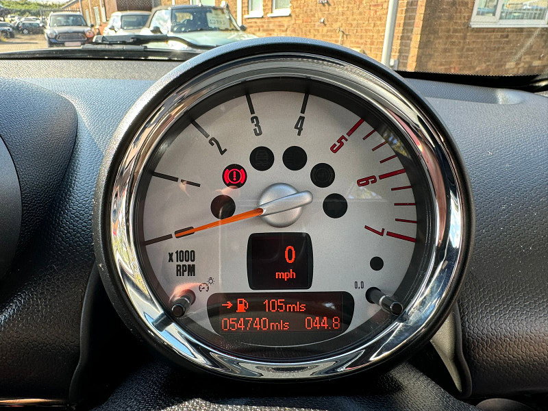 MINI Countryman 1.6L COOPER D 5dr Diesel Manual Euro 5 (112 bhp) 5dr Manual 2026