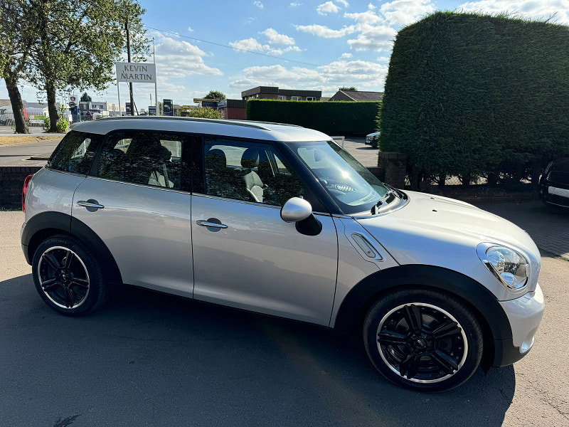 MINI Countryman 1.6L COOPER D 5dr Diesel Manual Euro 5 (112 bhp) 5dr Manual 2026