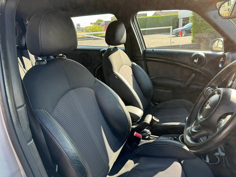 MINI Countryman 1.6L COOPER D 5dr Diesel Manual Euro 5 (112 bhp) 5dr Manual 2026