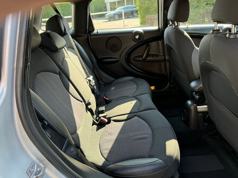 MINI Countryman 1.6L COOPER D 5dr Diesel Manual Euro 5 (112 bhp) 5dr Manual 2026