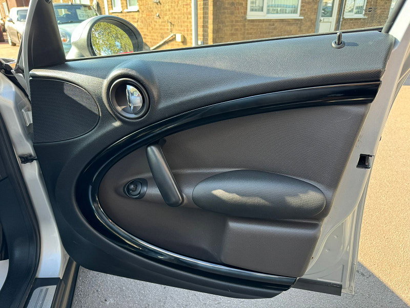 MINI Countryman 1.6L COOPER D 5dr Diesel Manual Euro 5 (112 bhp) 5dr Manual 2026