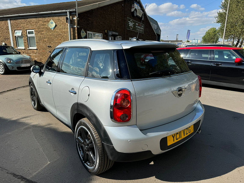 MINI Countryman 1.6L COOPER D 5dr Diesel Manual Euro 5 (112 bhp) 5dr Manual 2026