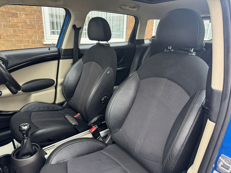 MINI Countryman 1.6L COOPER D SUV 5dr Diesel Manual Euro 5 (112 bhp) 5dr Manual 2025