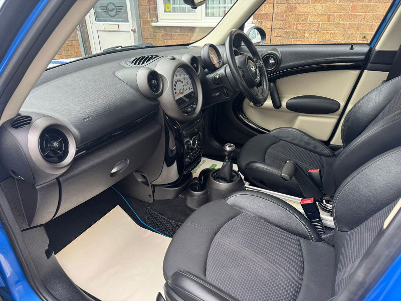 MINI Countryman 1.6L COOPER D SUV 5dr Diesel Manual Euro 5 (112 bhp) 5dr Manual 2025