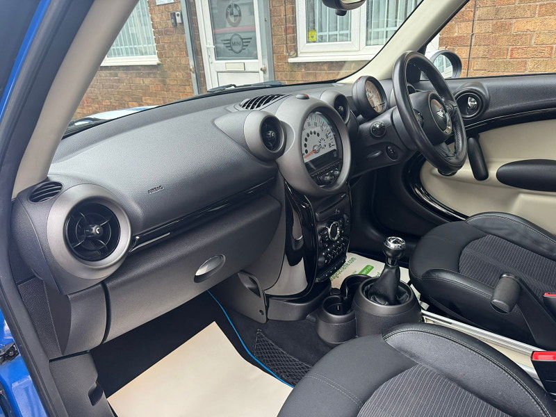 MINI Countryman 1.6L COOPER D SUV 5dr Diesel Manual Euro 5 (112 bhp) 5dr Manual 2025