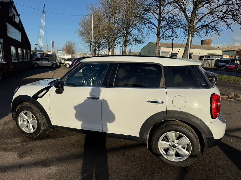 MINI Countryman 1.6L Cooper D SUV 5dr Diesel Manual Euro 6 (112 bhp) 5dr Manual 2025