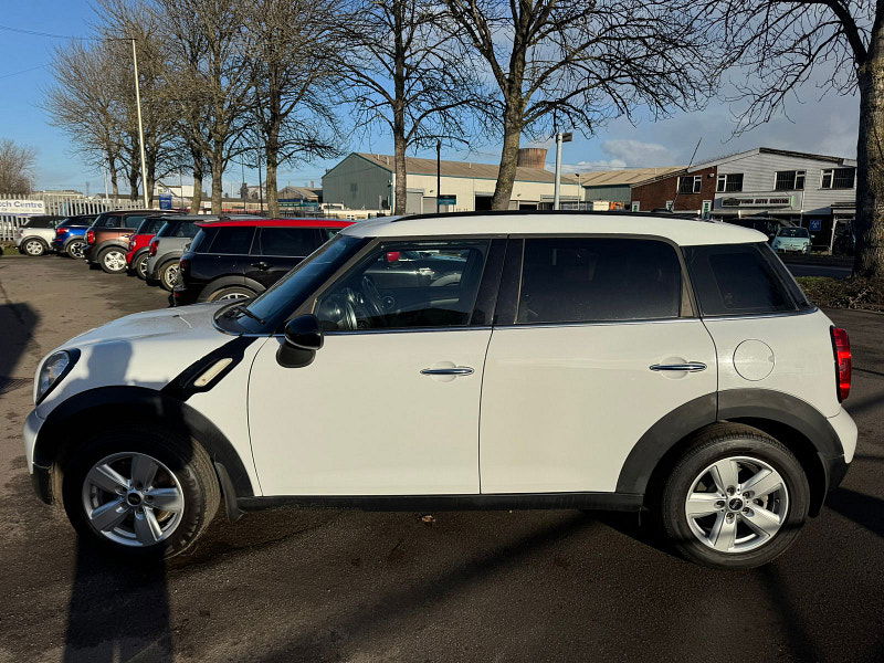 MINI Countryman 1.6L Cooper D SUV 5dr Diesel Manual Euro 6 (112 bhp) 5dr Manual 2025