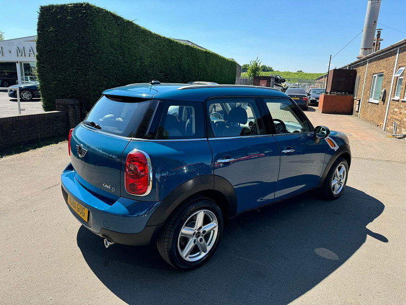 MINI Countryman 1.6L ONE D 5dr Diesel Manual Euro 5 (90 bhp) 5dr Manual 2025