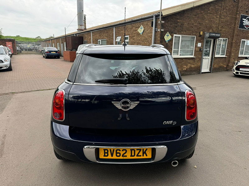 MINI Countryman 1.6L ONE D 5dr Diesel Manual Euro 5 (90 bhp) 5dr Manual 2025