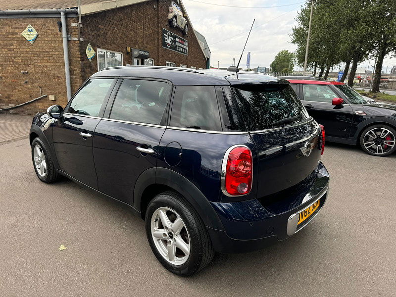 MINI Countryman 1.6L ONE D 5dr Diesel Manual Euro 5 (90 bhp) 5dr Manual 2025