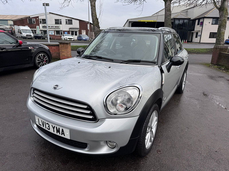 MINI Countryman 2.0 Cooper D SUV 5dr Diesel Auto ALL4 Euro 5 (112 ps) 5dr Automatic 2026