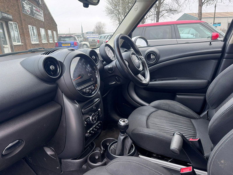 MINI Countryman 2.0 Cooper SD SUV 5dr Diesel Manual Euro 5 (s/s) (143 ps) 5dr Manual 2026