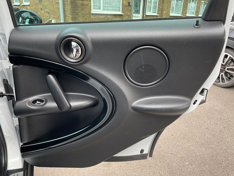 MINI Countryman 2.0L COOPER D ALL4 5dr Diesel Automatic Euro 5 (110 bhp) 5dr Automatic 2025
