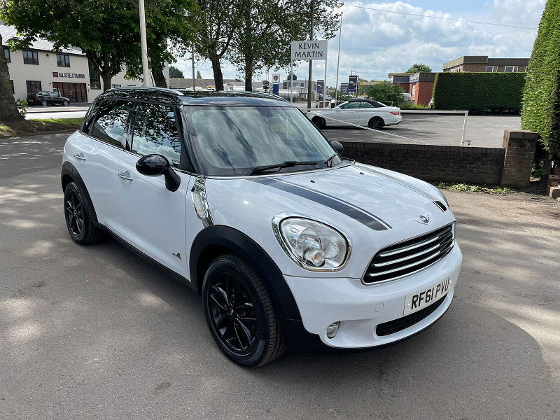MINI Countryman 2.0L COOPER D ALL4 5dr Diesel Automatic Euro 5 (110 bhp) 5dr Automatic 2025