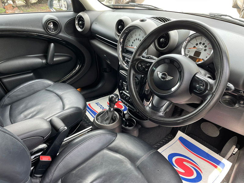 MINI Countryman 2.0L COOPER D ALL4 5dr Diesel Automatic Euro 5 (110 bhp) 5dr Automatic 2025